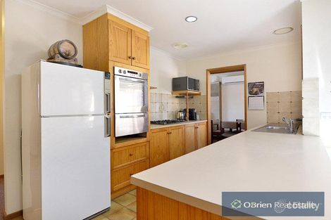Property photo of 16 Heatherleigh Court Carrum Downs VIC 3201