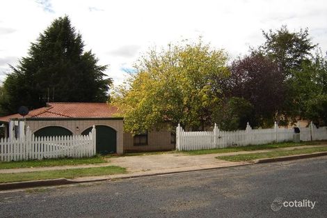 Property photo of 10 Hanover Crescent Blayney NSW 2799