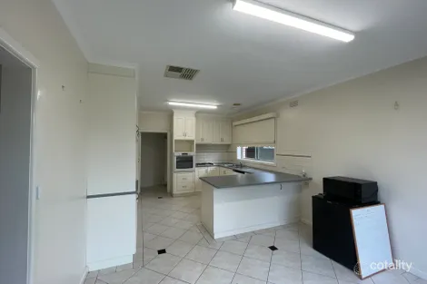 Property photo of 7 Dawn Street Benalla VIC 3672