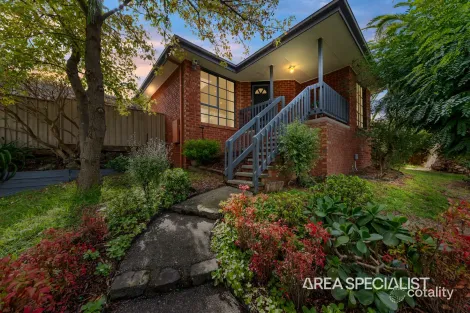 9 Aberdeen Hts, Pakenham, VIC 3810