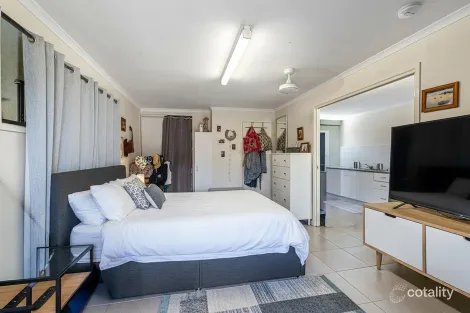 Property photo of 78 Point Cartwright Drive Buddina QLD 4575