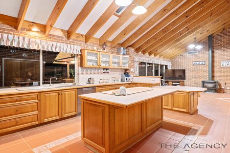 Property photo of 24 Melaleuca Road Lesmurdie WA 6076