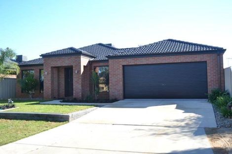 Property photo of 55 Taig Avenue Kialla VIC 3631