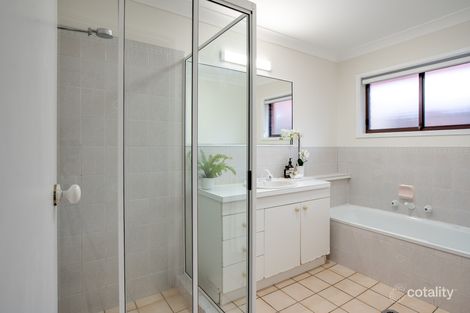 Property photo of 21 Neptune Drive Lavington NSW 2641