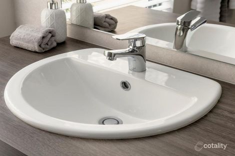 Property photo of 8 Littorina Avenue Heathridge WA 6027