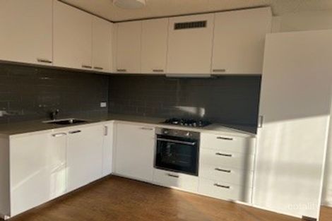 Property photo of 3/53 Anderson Road Sunshine VIC 3020