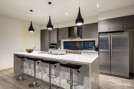 Property photo of 21 Binnak Drive Watsonia North VIC 3087