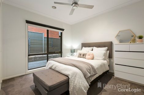 Property photo of 21 Binnak Drive Watsonia North VIC 3087