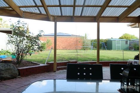 Property photo of 2 Streeton Court Rowville VIC 3178