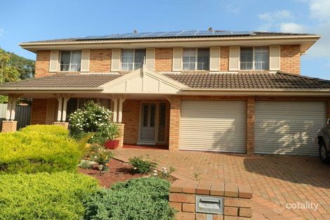 Property photo of 2 Streeton Court Rowville VIC 3178