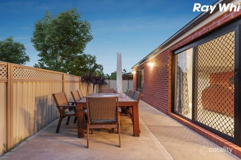 Property photo of 23 Inspiration Circuit Pakenham VIC 3810