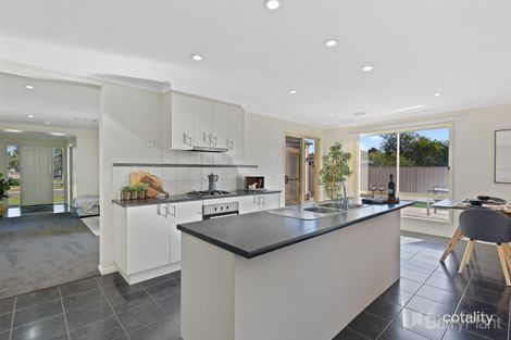 Property photo of 12 Wattle Court Epsom VIC 3551