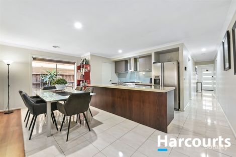 Property photo of 25 Markbeech Crescent Officer VIC 3809