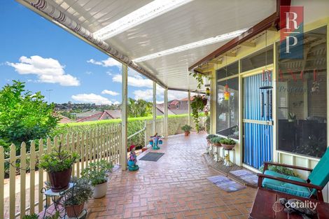 Property photo of 13 Myrtle Grove Bella Vista NSW 2153