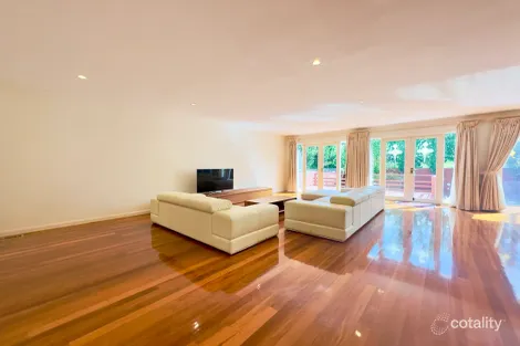 Property photo of 13 John Street Kew VIC 3101