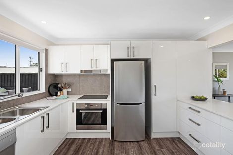 Property photo of 3 Hope Street Belmont North NSW 2280