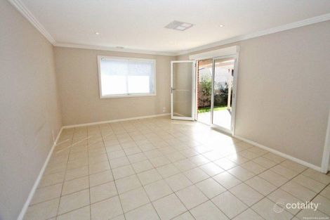 Property photo of 20 Hargrave Avenue Lloyd NSW 2650