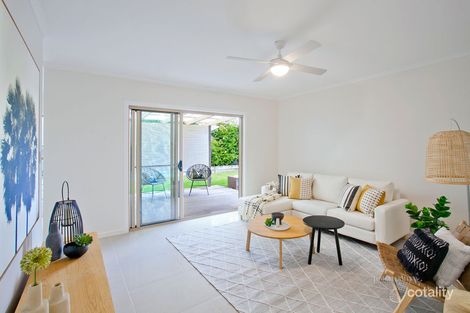 Property photo of 8 Wavecrest Drive Castaways Beach QLD 4567