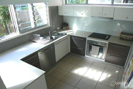 Property photo of 9/80 Moolyyir Street Urangan QLD 4655