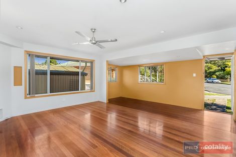 Property photo of 35 Jayben Street Wynnum West QLD 4178