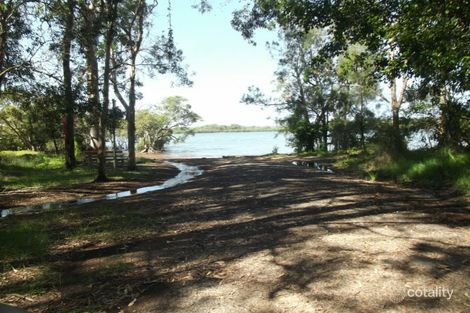 1 Walnut Ct, Macleay Island, QLD 4184