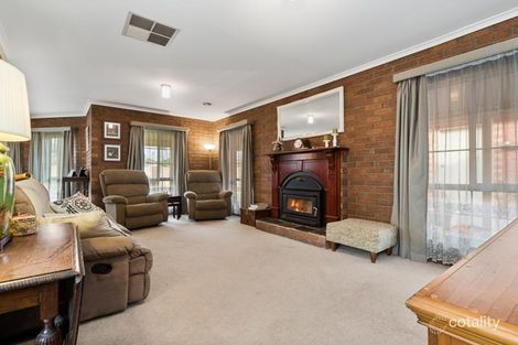 Property photo of 14 Waverley Park Drive Cranbourne North VIC 3977