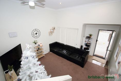 Property photo of 10/45 Blaxland Crescent Redbank Plains QLD 4301