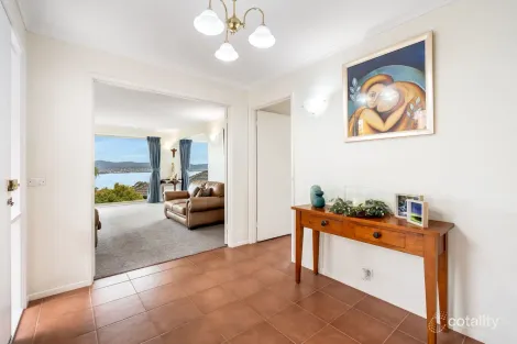 Property photo of 14 Hatton Gardens Sandy Bay TAS 7005