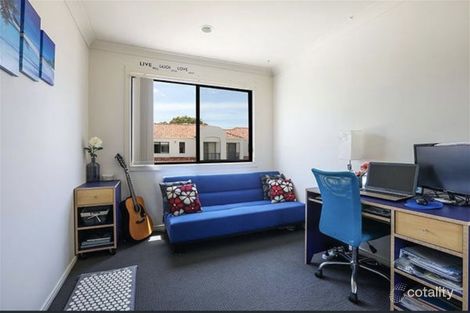 Property photo of 1502/2214 Gold Coast Highway Mermaid Waters QLD 4218