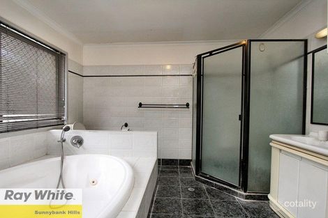 Property photo of 31 Gaillardia Street Macgregor QLD 4109