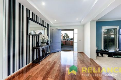 Property photo of 25 Pro Hart Way Caroline Springs VIC 3023