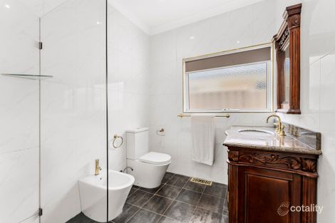 Property photo of 23 Connie Street Bentleigh East VIC 3165