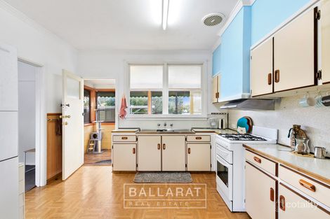 Property photo of 26 Edgar Street Wendouree VIC 3355