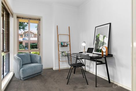 Property photo of 13 Lemon Gum Parade Bundoora VIC 3083