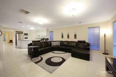 Property photo of 216 Karoo Road Rowville VIC 3178