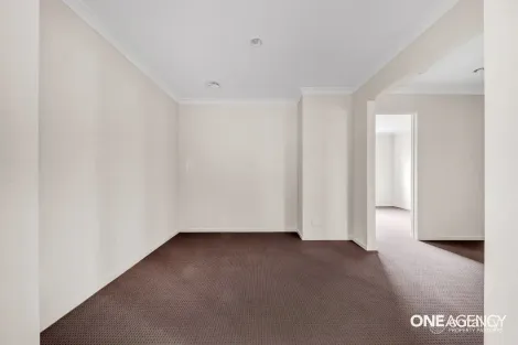 Property photo of 5 Anchor Crescent Point Cook VIC 3030