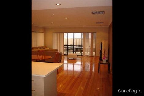 Property photo of 517 Rockingham Road Lake Coogee WA 6166