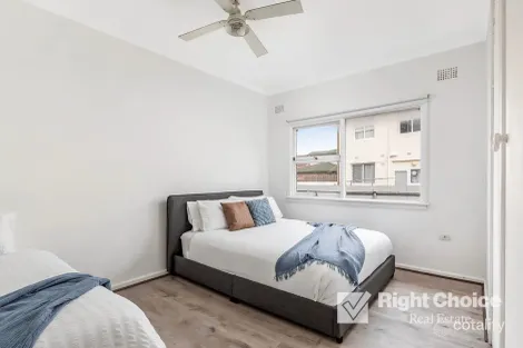 Property photo of 2/72 Peterborough Avenue Lake Illawarra NSW 2528
