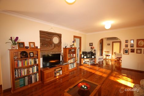 Property photo of 13 Thompson Place Camden South NSW 2570