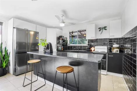 Property photo of 2 Willis Street Sharon QLD 4670
