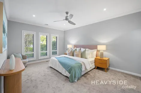 Property photo of 34 Beaver Street Box Hill South VIC 3128