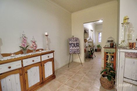 Property photo of 10 Affleck Court Berri SA 5343