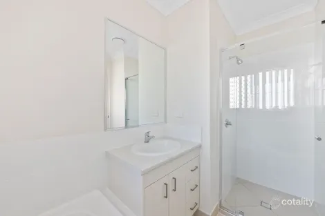 Property photo of 13A First Avenue Marsden QLD 4132