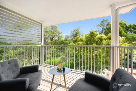 Property photo of 28/131 McAuley Parade Pacific Pines QLD 4211