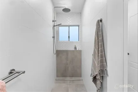 Property photo of 23 Beaconsfield Terrace Gordon Park QLD 4031