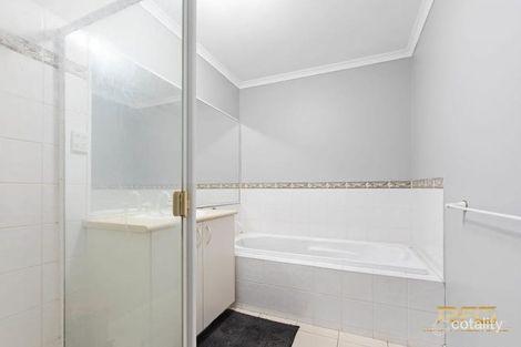 Property photo of 17 Cardinia Crescent Taylors Hill VIC 3037