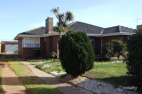 15 Milverton St, Melton, VIC 3337