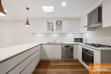Property photo of 17 Kenny Place Karabar NSW 2620