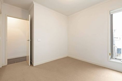 Property photo of 35 Warburton Drive Lucas VIC 3350