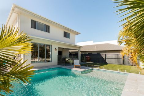 Property photo of 63 Lakeview Promenade Newport QLD 4020